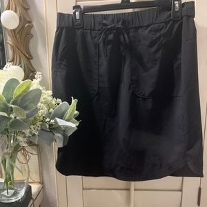 Lee Active Performance Black Moisture Wick Skirt Size medium